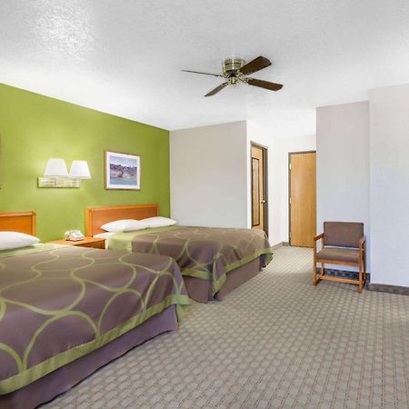 Motel Super 8 By Wyndham Price Extérieur photo